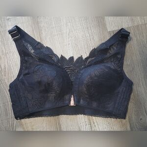 NWOT Floral Secrets Comfort Rose Push-up Front Closure Bra Size 32A-B